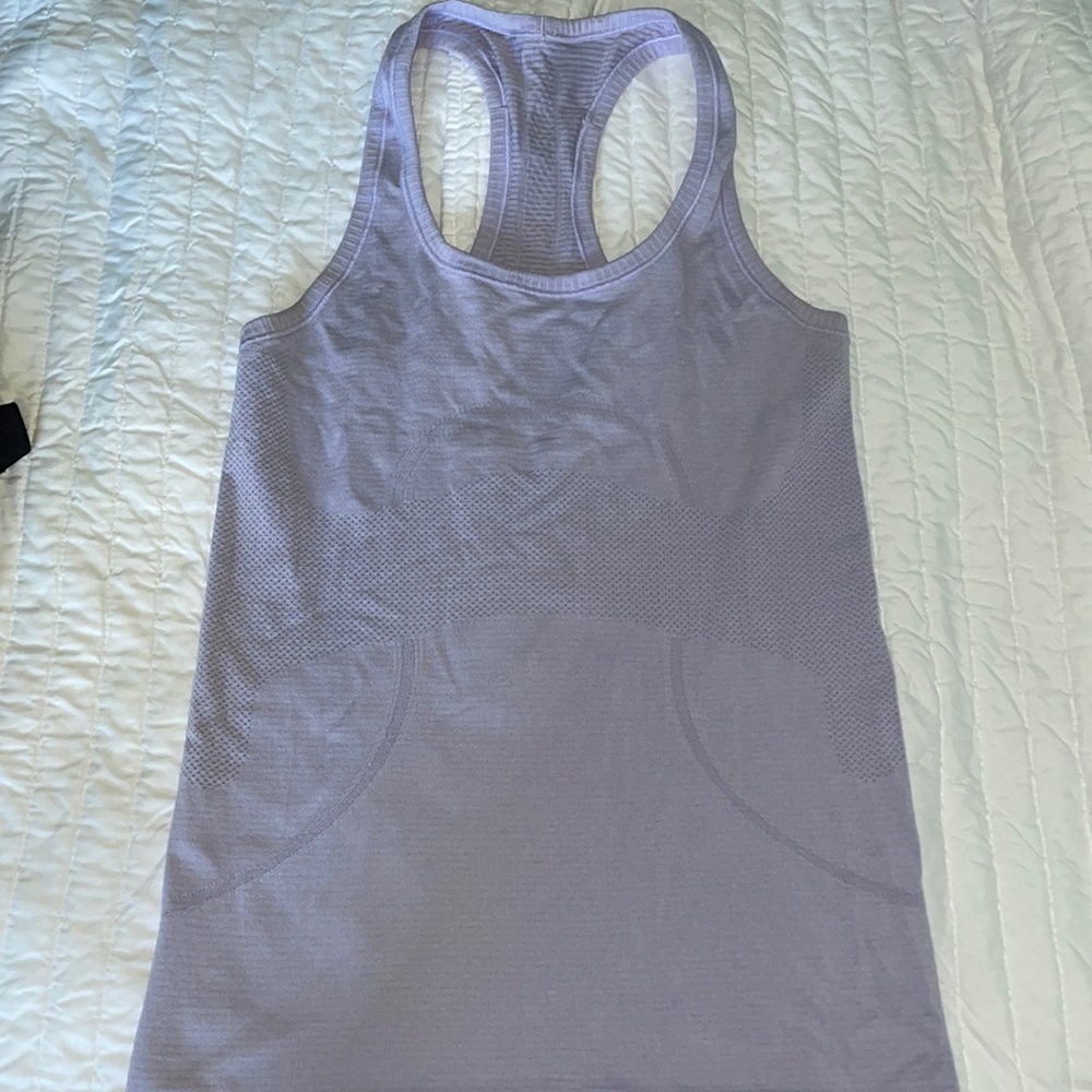 Lululemon workout tank